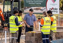 Certificate III in Landscape Constructions (AHC30921)