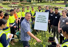 Certificate III in Parks and Gardens (AHC31024)